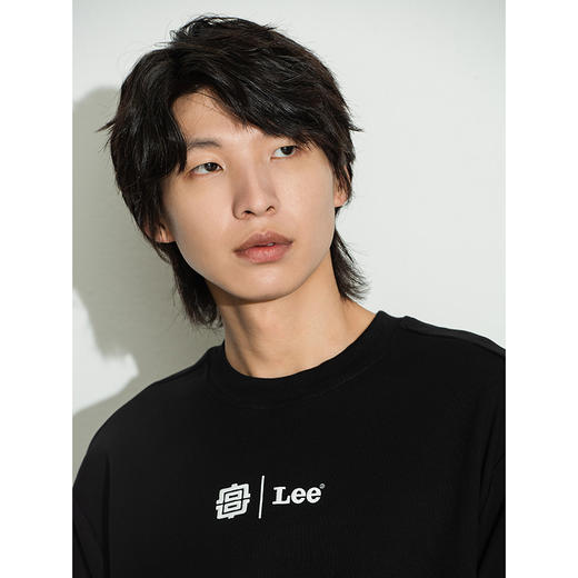 Lee宫廷文化“龙随型动”潮服彭于晏同款22秋冬新品舒适黑男卫衣 商品图4
