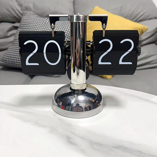 【新奇玩意】欧式自动翻页钟，复古简约家居客厅座钟，小天平翻页时钟 商品图4