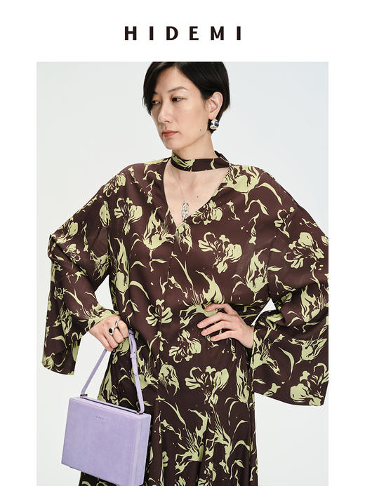 HIDEMI “我们做印花”系列限定棕绿色花卉镂空V领设计感三件套 连衣裙/衬衫/长裤 商品图4