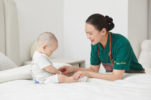 梅州保姆 月嫂 育婴师服务_需要提前一天预约服务_YWJZ_需要提前一天预约服务_YWJZ 商品图0