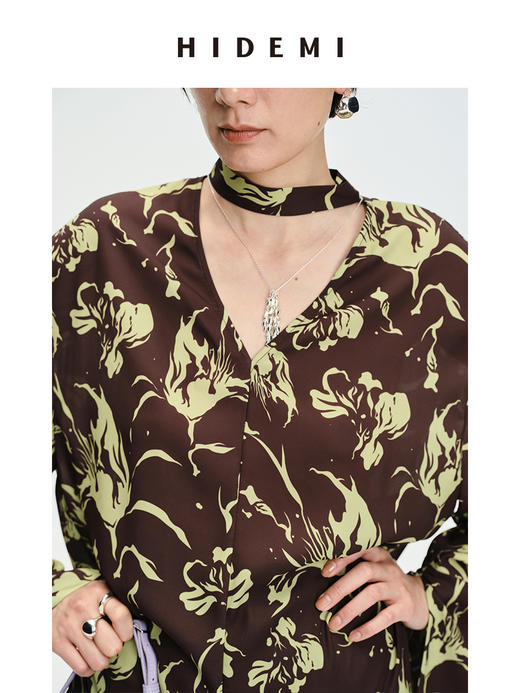 HIDEMI “我们做印花”系列限定棕绿色花卉镂空V领设计感三件套 连衣裙/衬衫/长裤 商品图6