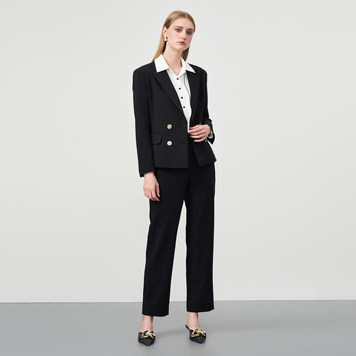 EITIE爱特爱秋冬新款修身显瘦女士西装双排扣商务短外套6703412 商品图3