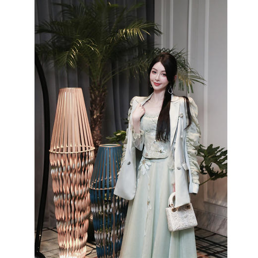 BeQueenStory【复古佩斯利】雾绿色西装外套 商品图0