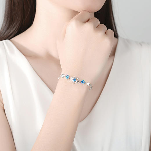 s999纯银手链 镶嵌爱心形锆石女士手链 商品图1