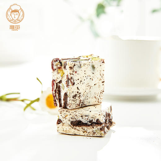 雅觅 奥利奥奶酪综合雪花酥300g 15枚 网红手工零食休闲牛轧小吃食品 商品图1