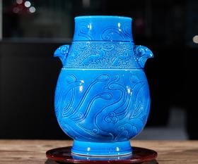 珐翠釉刻花凤纹双耳瓶