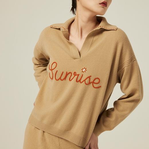 疗愈羊绒|翻领手工刺绣羊绒衫 SJF94W134K 商品图2