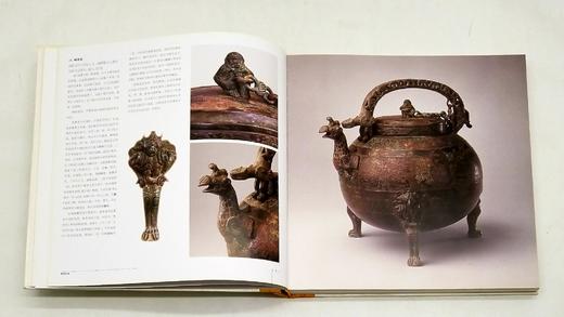 《故宫珍宝》，朱家溍编，12开精装，故宫出版社2007年版，定价298，售价149元。

本图册是第五次改陈后珍宝馆所展示的精美文物的图集。它不是简单的图片堆砌，而是经过悉心的编辑整理，对观众在参观过 商品图8