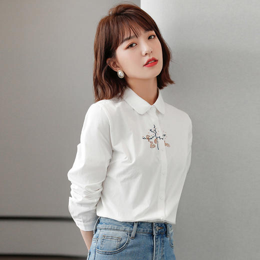 2022秋季新款清新文艺绣花长袖衬衣淑女简约OL职业上衣女衬衫 DL808 商品图1