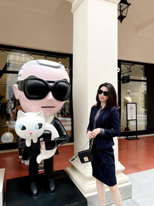 颈袖添香-套裙-“大女主”的小香风套裙 优雅永不过时 秋冬款 气质独立 女人味 时髦复古 7401616 商品图3