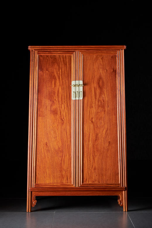 红桥红  家具严选  缅甸花梨（大果紫檀）【139瓜棱腿 小圆角柜】 商品图1