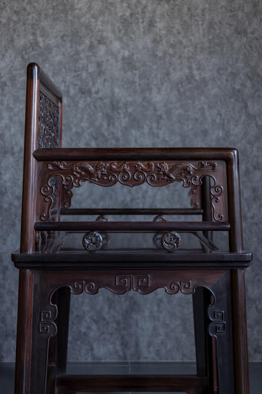 红桥红  家具严选  大红酸枝（交趾黄檀）【螭龙纹 玫瑰椅 三件套】 商品图6