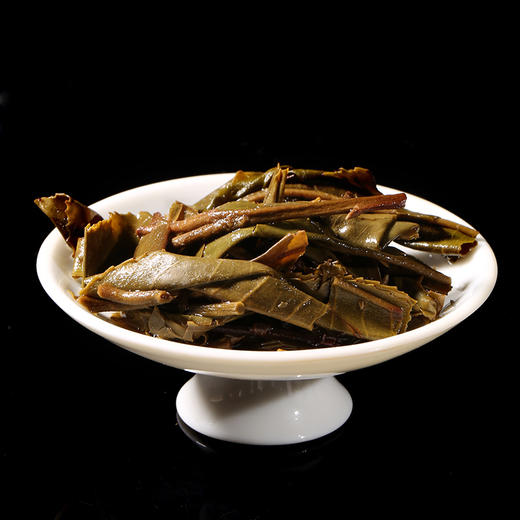 压箱底茗山普洱茶 易武刮风寨 普洱生茶 2018-2021头春大树茶饼茶 商品图6