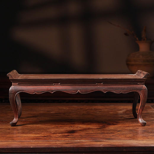 二十世纪 红木束腰三弯腿壸门牙板翘头供案摆件 商品图0