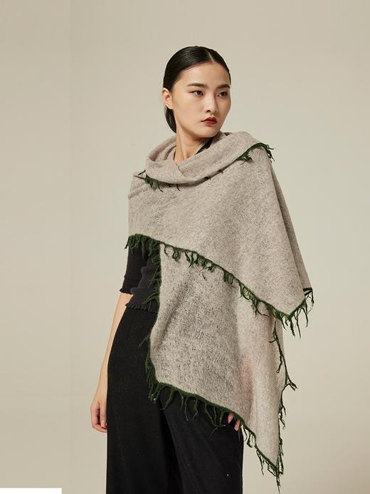 流苏撞色羊绒披肩 SJF94P394W 商品图1