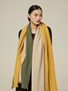 羊绒三色拼接披肩 SJF94P390W 商品缩略图1