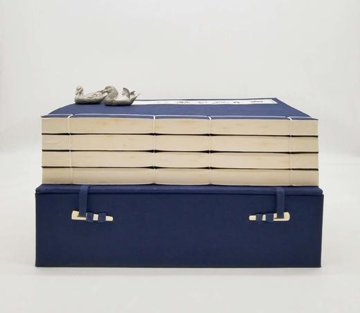 《黄士陵印谱》，线装，一函四厚册，王冰等编，广东人民出版社2017年版，定价930，售价258元。

黄士陵（1849—1908年），安徽黟县人，字牧父（又作牧甫、穆父、穆父），晚年别署黟山 商品图2