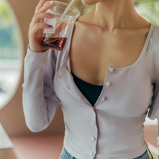 【裸感】大圆领前排扭扣泡泡袖运动上衣女长袖T恤 商品图2