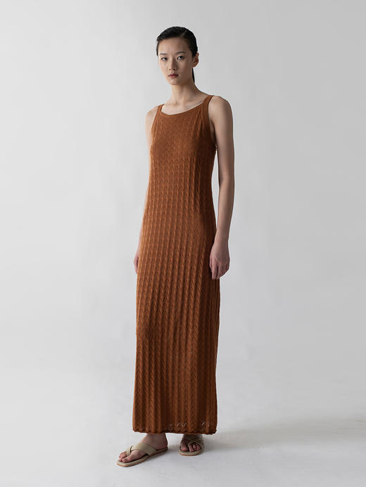 322工房后背视界丝羊绒露背系带针织连衣裙2022年新款镂空吊带裙 商品图2