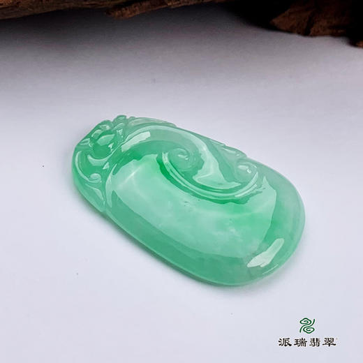 派瑞翡翠 翡翠挂件 糯种 绿色 商品图4