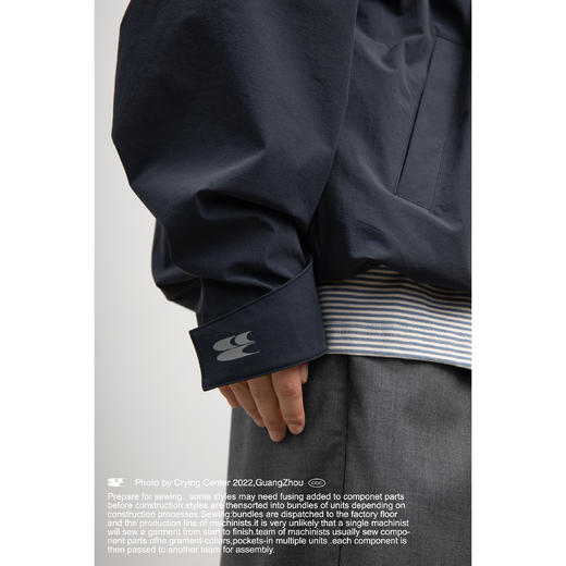 CryingCenter 普鲁士蓝 多式抽褶户外速干连帽夹克卫衣 哭喊中心 商品图3