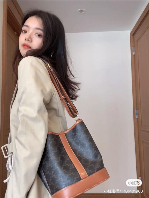 Celine原厂皮老花水桶包小号（限时特价） 商品图6