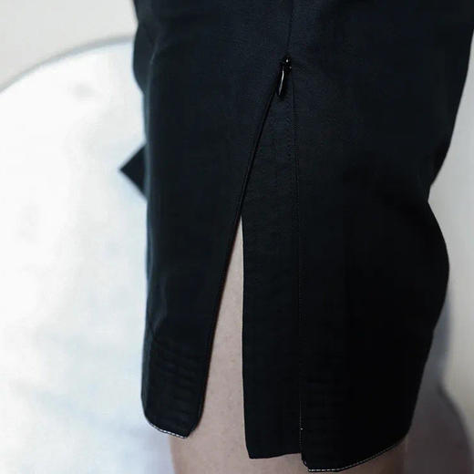独立设计 · 中式茶服 不规则斜襟茧型黑色棉麻中式茶服连衣裙（48小时顺丰发货） 商品图4