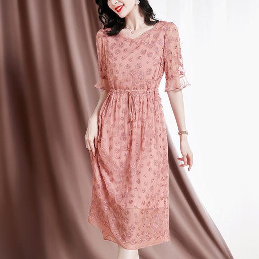 气质修身，刺绣碎花新款桑蚕丝优雅连衣裙SM-82296551 商品图0