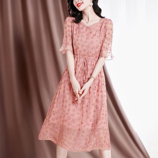 气质修身，刺绣碎花新款桑蚕丝优雅连衣裙SM-82296551 商品图1