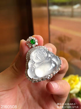 2160508，玻璃佛公吊坠，具体价格微信咨询