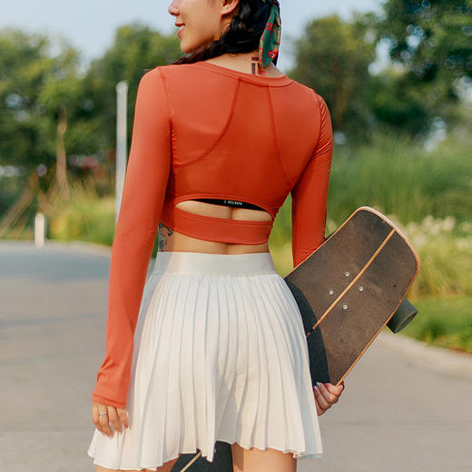 【裸感高弹】修身后背拼纱长袖 商品图0