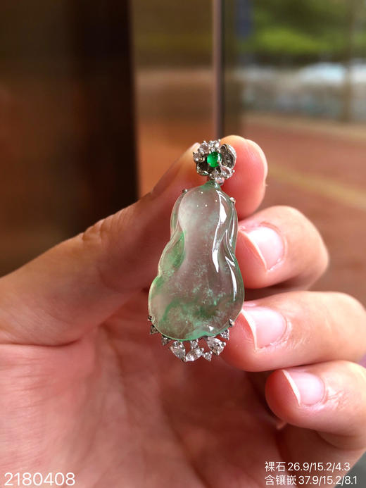 2180408，玻璃飘翠白菜吊坠，29999 商品图2