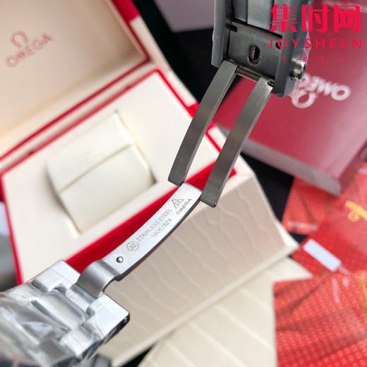 OMEGA欧米茄海马系列600米"四分之一橙"潜水男士机械腕表
机芯：搭载进口西铁城 商品图8