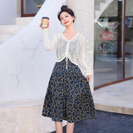 洋气减龄碎花雪纺，镂空针织衫吊带连衣裙套装HR-XMYR2255 商品图3