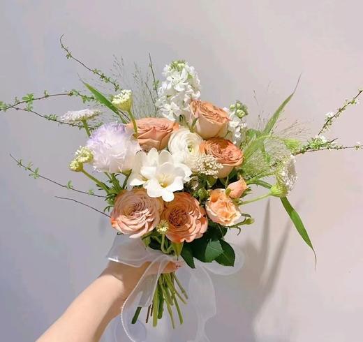 卡布奇诺仙气手捧花 商品图0