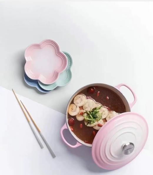 7F  LE CREUSET酷彩原装进口18cm圆形锅 商品图3
