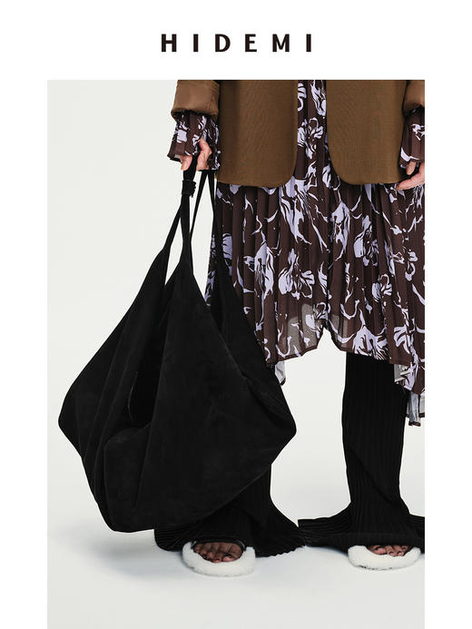 HIDEMI 多用设计感麂皮行囊包大号 黑色/姜黄色/军绿色/咖色 商品图6