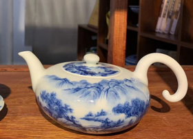 柴窑山水“神灯壶”