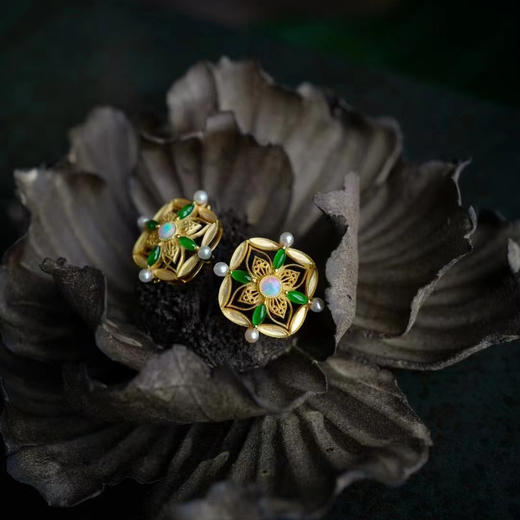 龢盒原创 翡翠欧珀蛋面四叶草大耳钉 商品图1