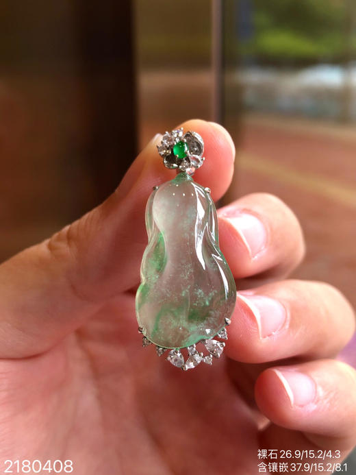 2180408，玻璃飘翠白菜吊坠，29999 商品图3