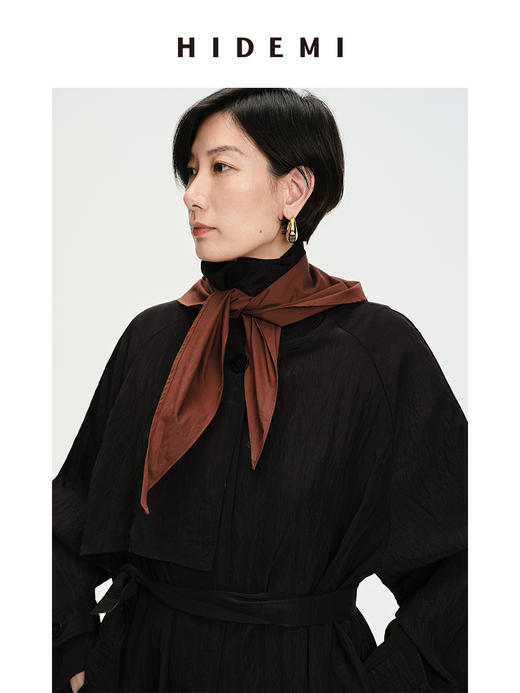 HIDEMI 简约微褶皱设计感廓形风衣 栗子色/黑色 商品图11