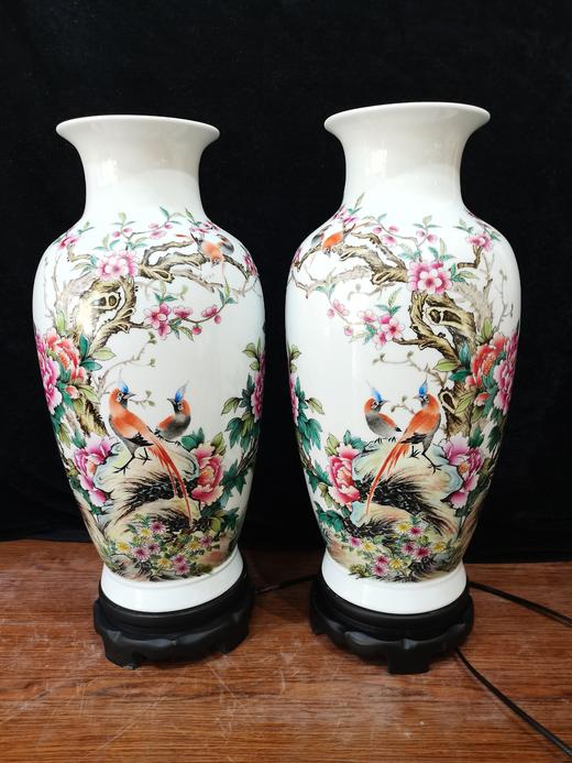 粉彩鸟语花香对瓶 商品图0