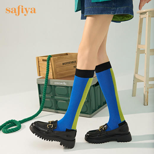 Safiya/索菲娅2022年秋季新款浅口单鞋女复古金属链条百搭超轻系列乐福鞋 SF23112081 商品图3