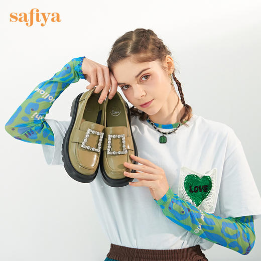 Safiya/索菲娅皮鞋2022年早秋网红新款英伦风水钻方扣厚底超轻系列乐福鞋 SF23112012 商品图0