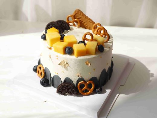 茅台酒烟蛋糕（夏天是芒果装饰，见图23） 商品图2