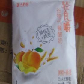 王小阳酸奶袋装170g 轻食嚼黄桃加燕麦