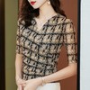 2022秋季网纱印花千鸟格交叉V领内搭外穿显瘦打底衫长袖中袖T恤女KQLE001M6290 商品缩略图2