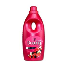 Downy 高浓缩防静电衣物柔顺剂 牛奶草莓香水味1L【中】