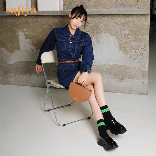 Safiya/索菲娅全羊皮小皮鞋2022早秋学院风厚底一脚蹬增高超轻系列乐福鞋  SF23112417 商品图3