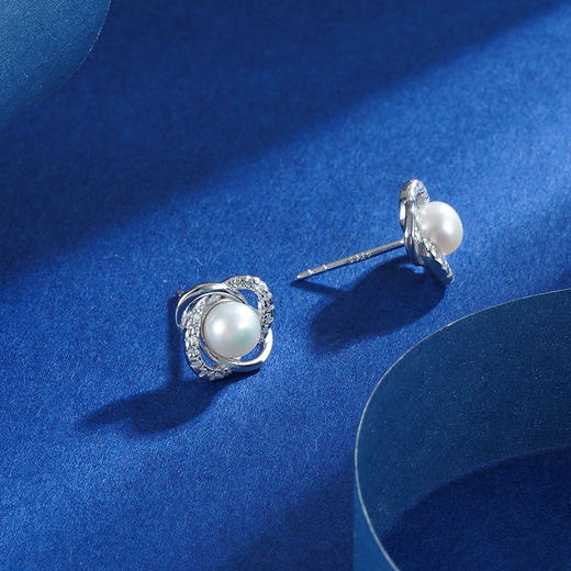 【花绕】子佩集S925银珍珠四叶草耳钉【ZYXS-E2695】2208 商品图4